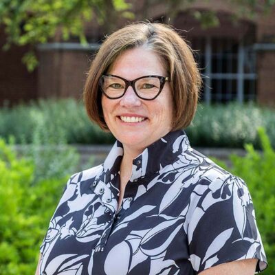 Julie Lohr